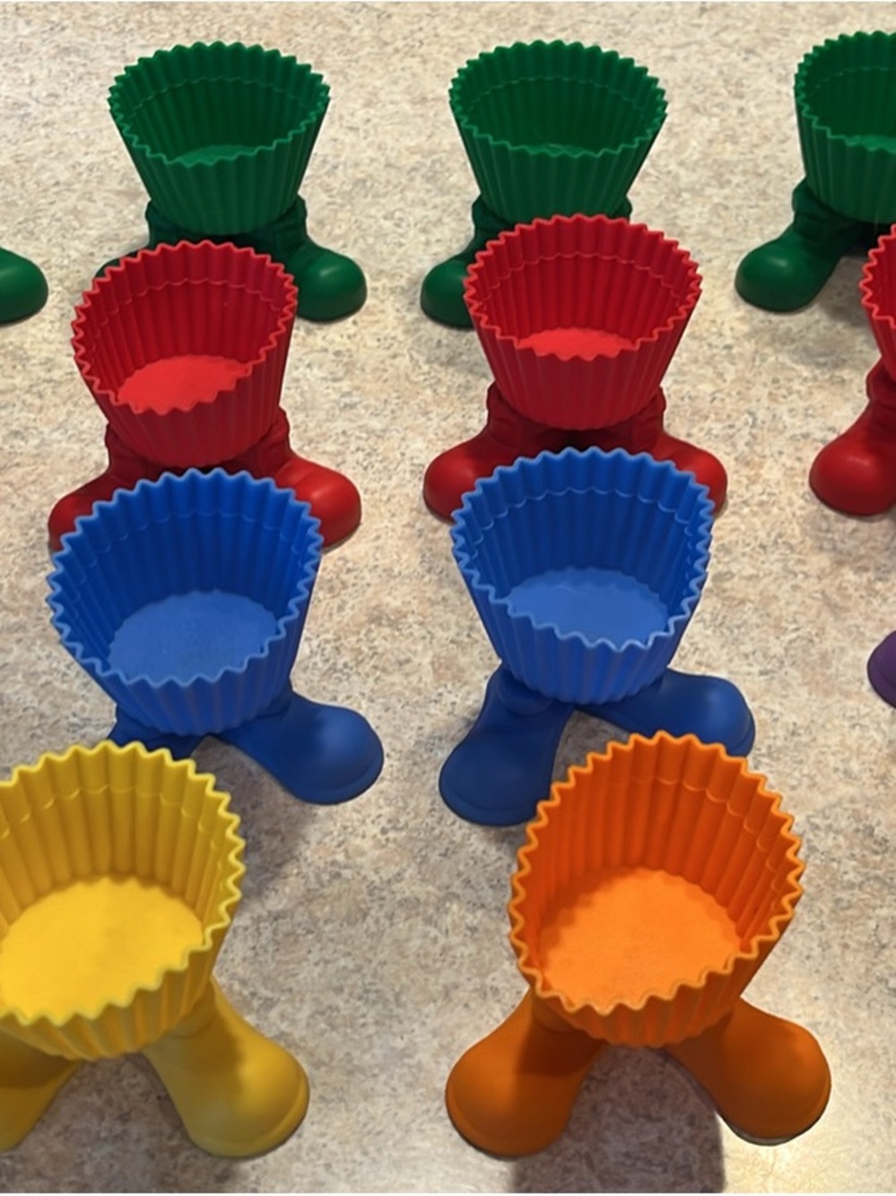 Colorful Silicone Cupcake Holders - Set of Multicolor Cups